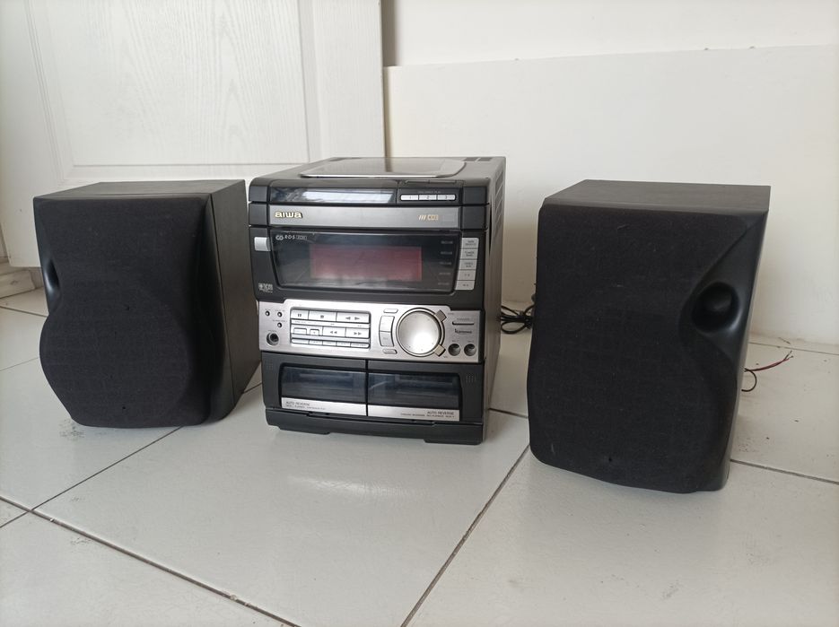 Aiwa muzikalni Sentr