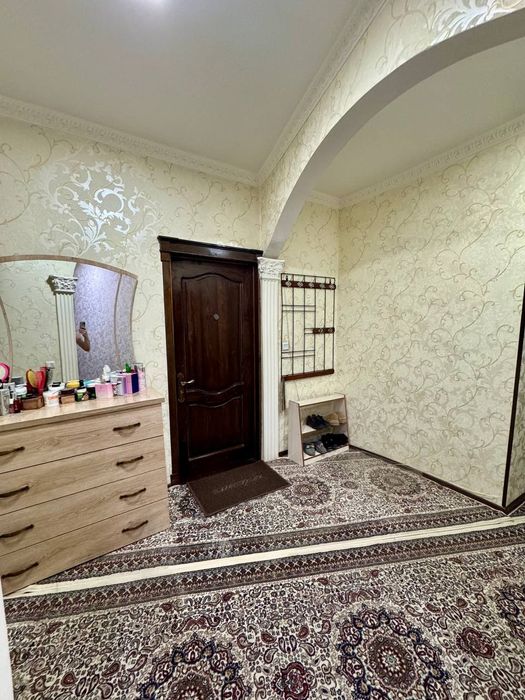 Продажа 4 хона 5 етаж 5 етажл 
Тасикбойов 1
Йули юзи
93 кв