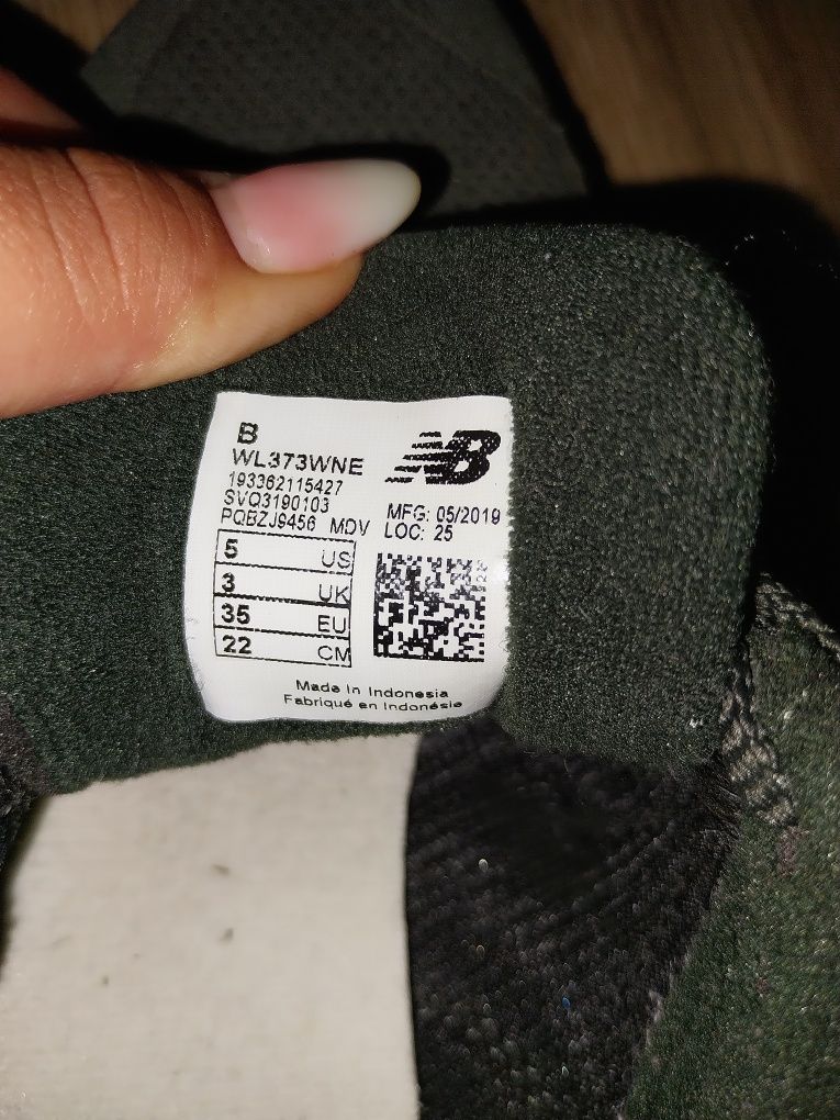 Adidas nr 35 în stare ca noi