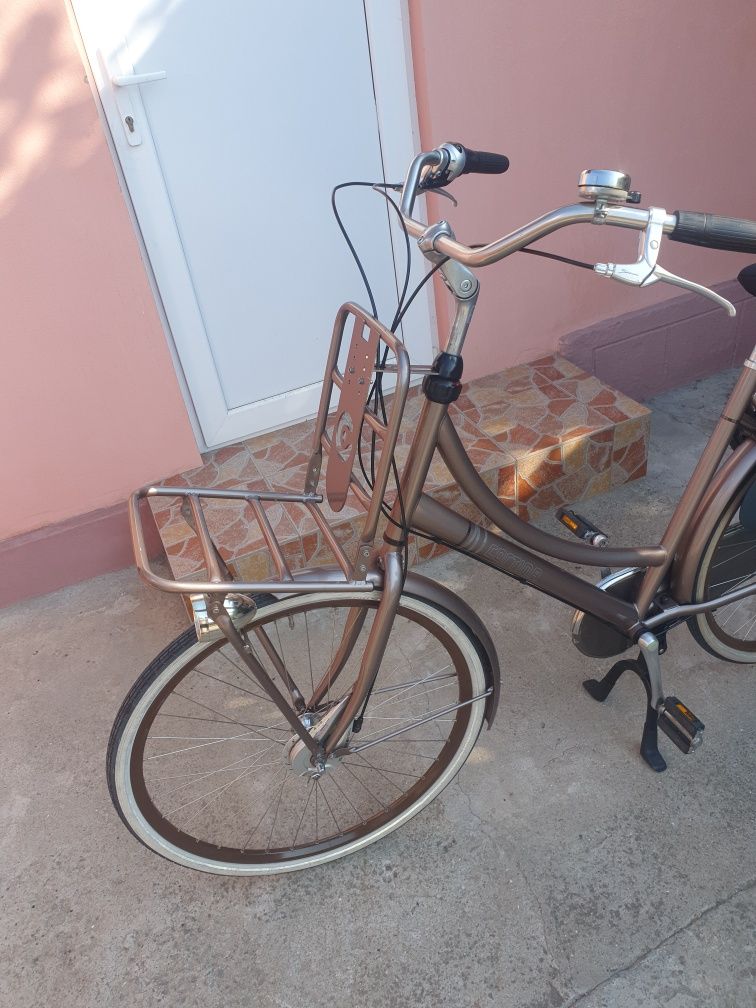 Vând bicicleta de damă