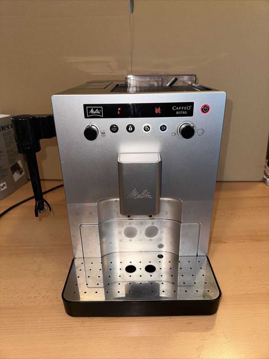 Саекоекселент ЕООД продава кафе машина Melitta Caffeo Bistro