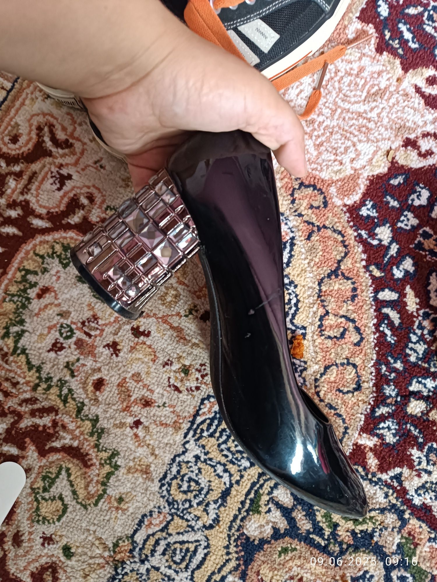 Oyoq kiyimla ideal sastayaniya