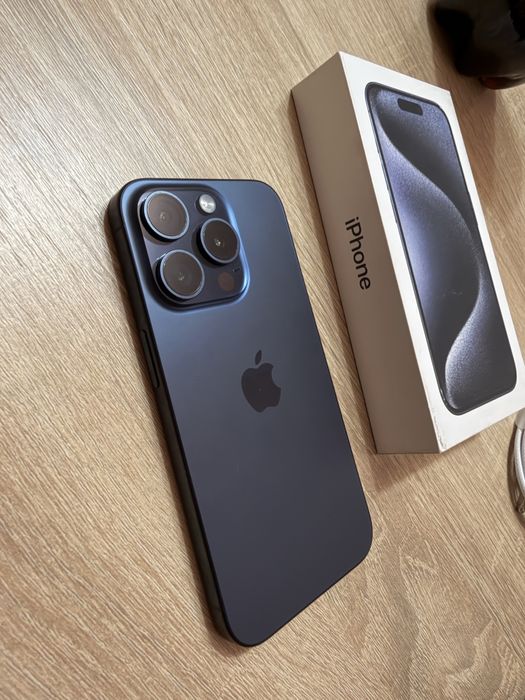 Продам Айфон 15 про