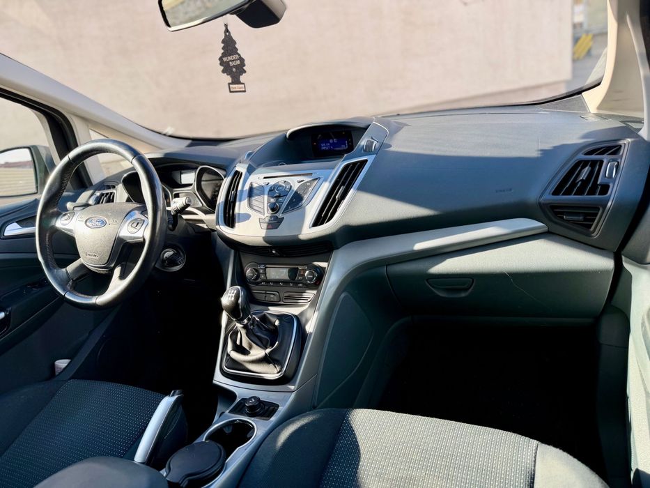 Ford C-Max 1.6 benzina 2011 125 CP