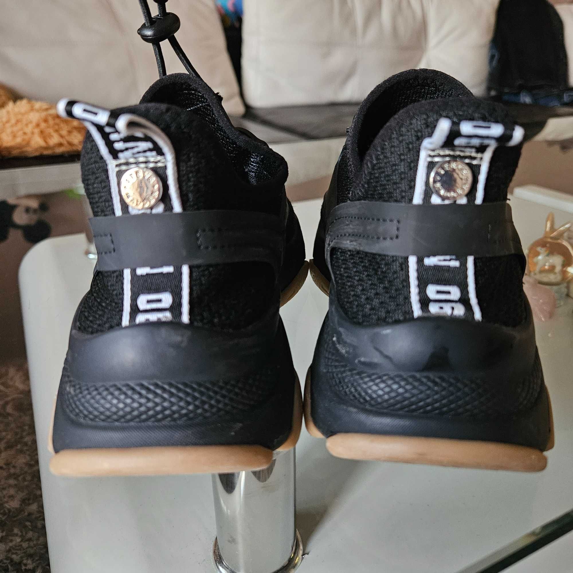 Маратонки Steve Madden