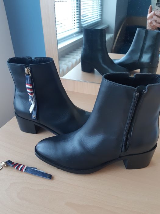 Оригинални Tommy Hilfiger, Ecco