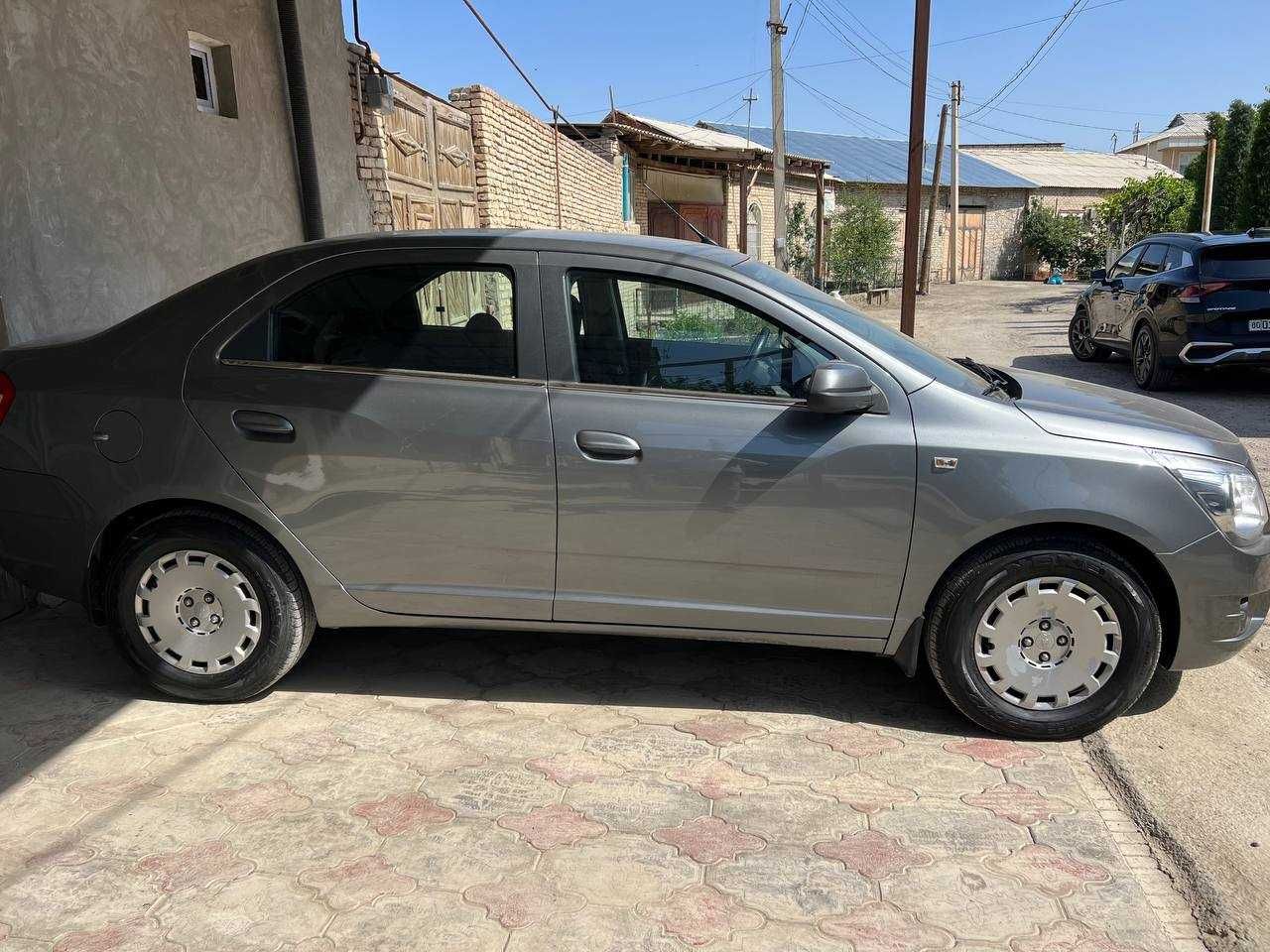 Chevrolet Cobalt 2015 года