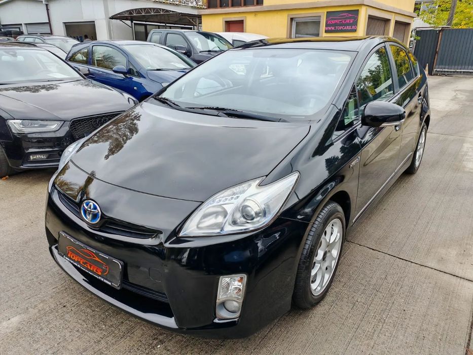 Toyota Prius Toyota Prius 1.8i+Hybrid // Vindem in Rate Avans Zero cu Buletinul //