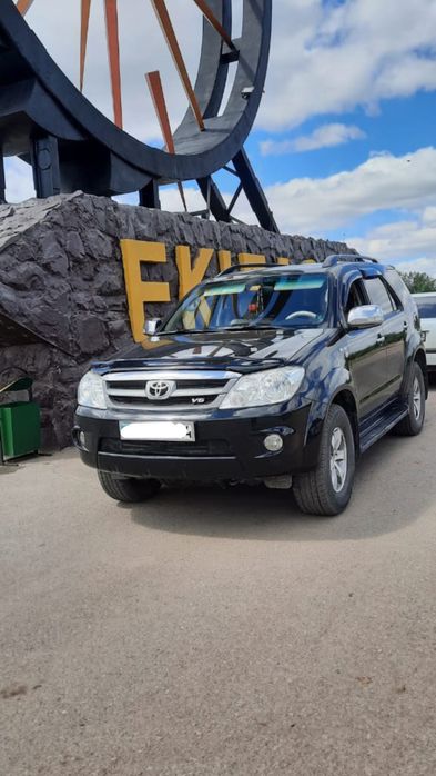Toyota Fortuner 2007 года