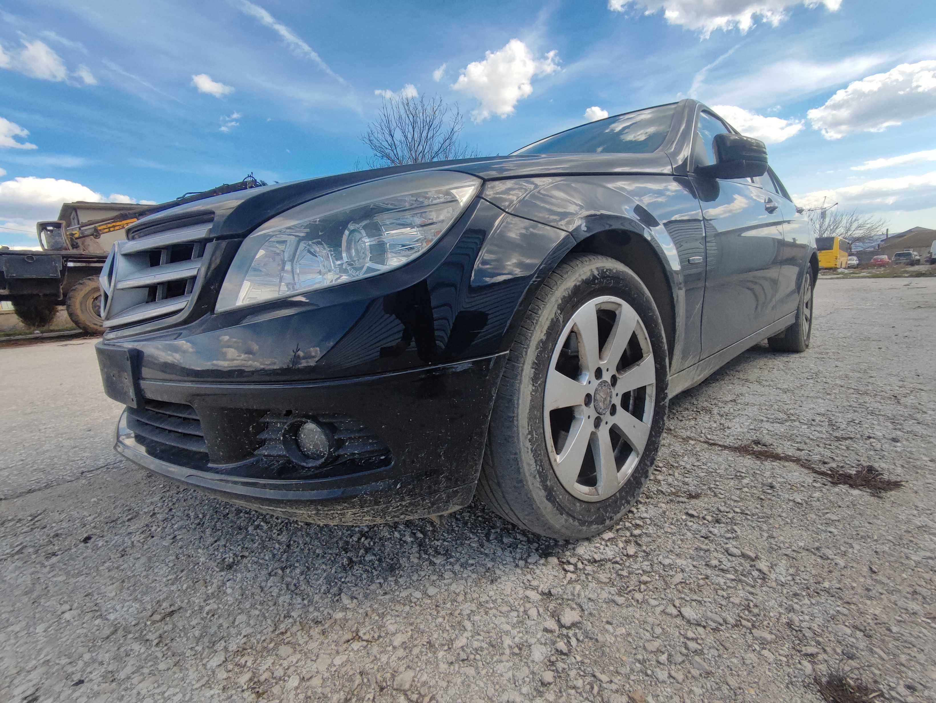 На части нов внос Mercedes W204 C200 седан OM 651 ръчка 81 000км