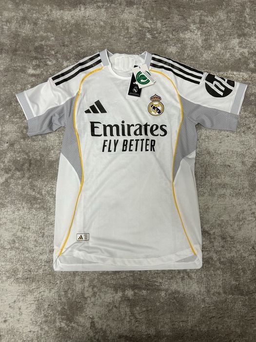 Tricou real madrid