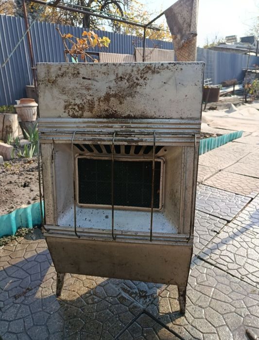 Напольный газовый обогреватель