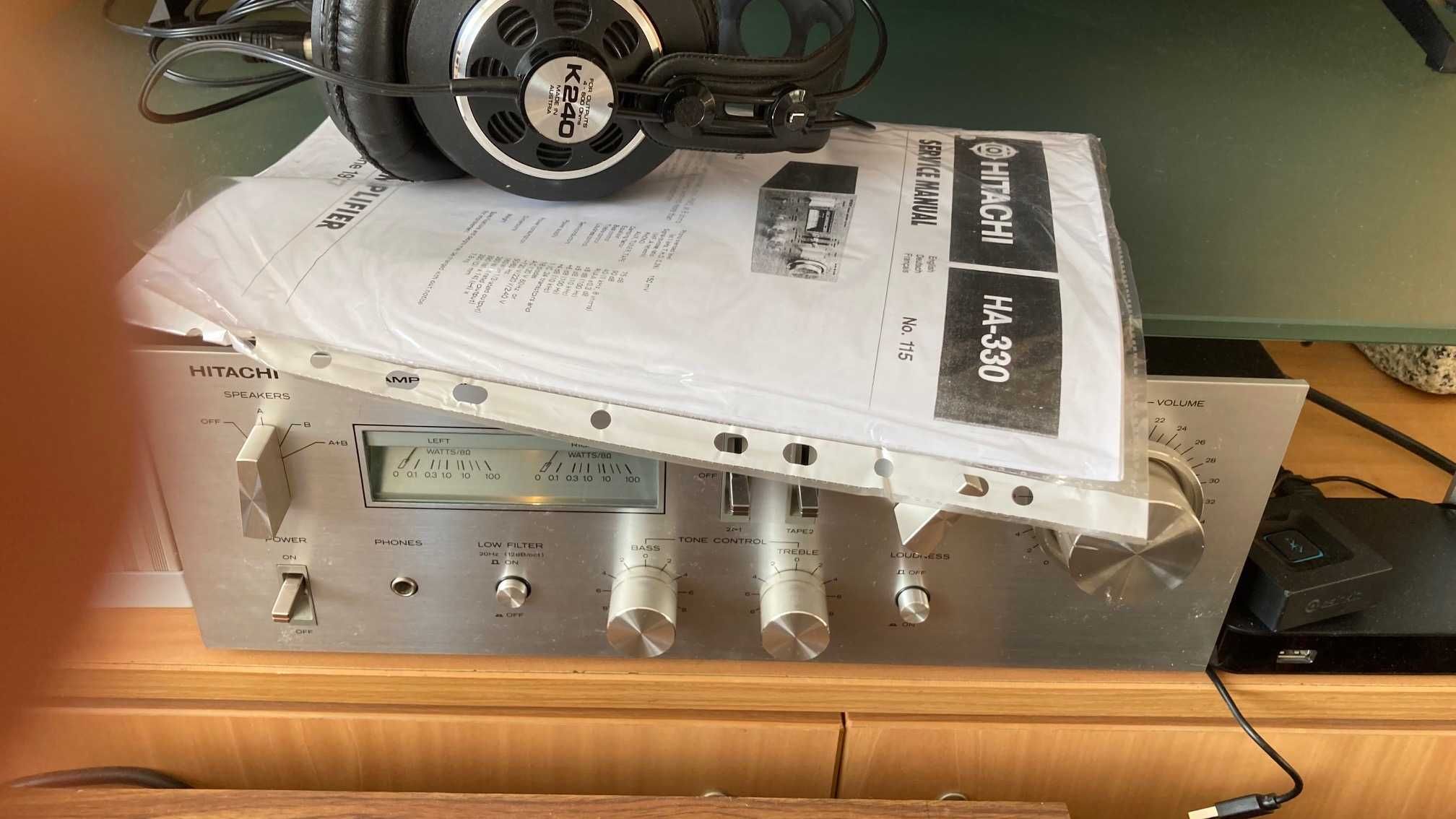 Hitachi HA-330 усилвател