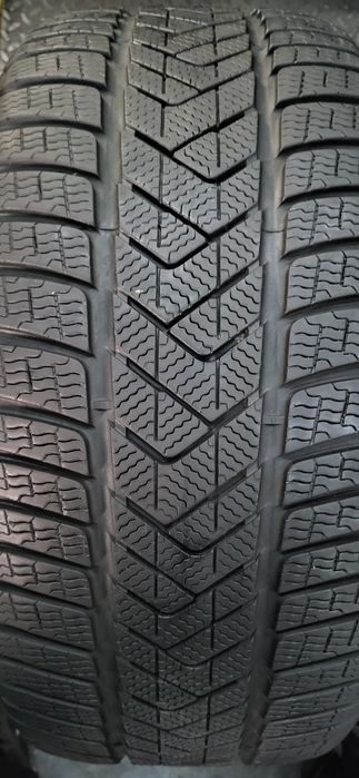 2 anvelope 275 40 18 pirelli winter sottozero 3 2023 6,8mm