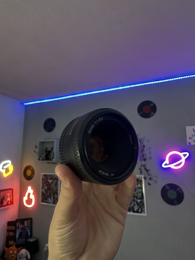 Обектив за Nikon 5600D 1.8