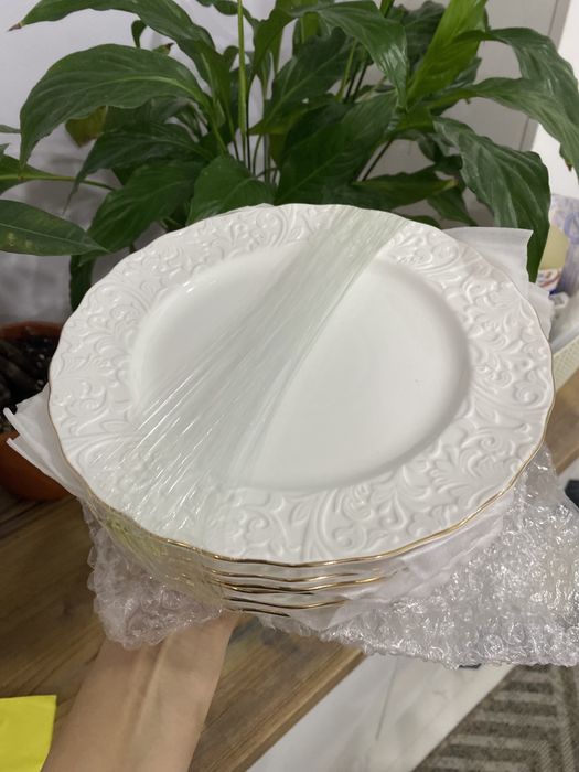 Продам сервиз новый