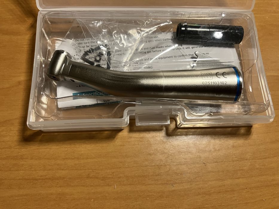 Piesa cot contra-unghi