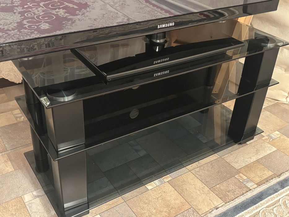 Подставка для телевизора