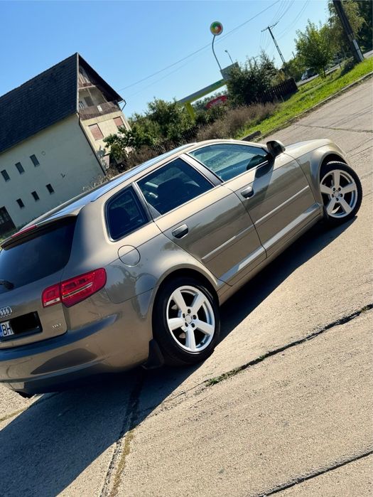 Audi A3  2010 1.8tfsi 160 cp E5