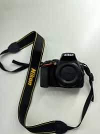 Nikon D3500 Aparat Foto DSLR DX 24,2 MP Kit AF-P 18-55mm VR Negru