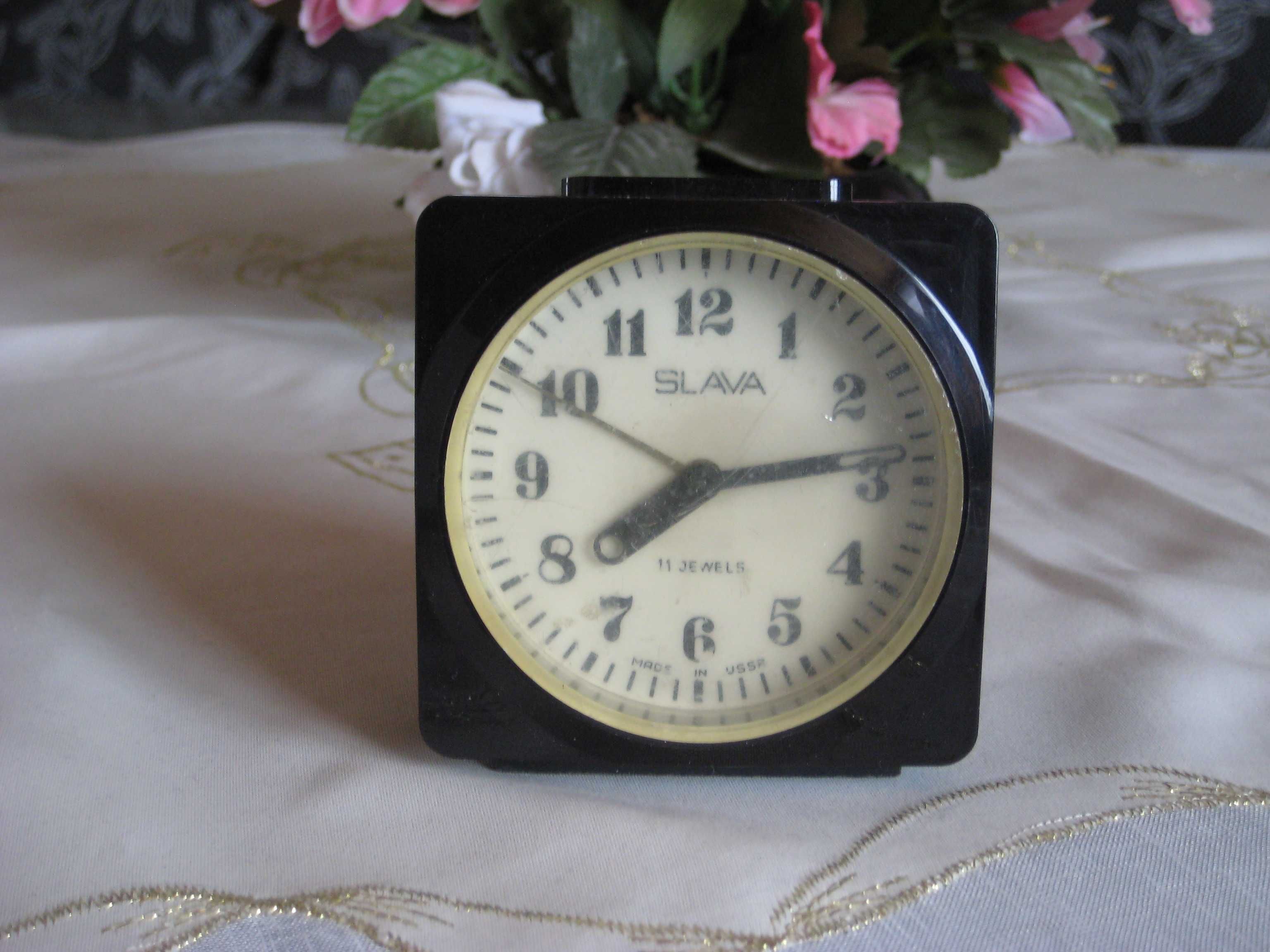 Часовници будилници Слава от СССР работещи