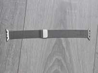 Brățară metalică tip Milanese pentru Apple Watch, intre 38mm și 40mm
