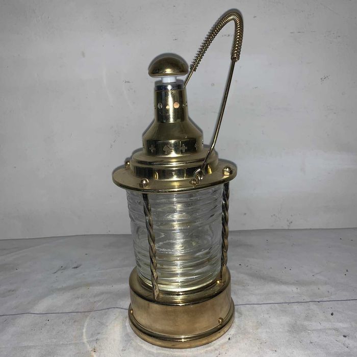 Sticla muzicala de whisky