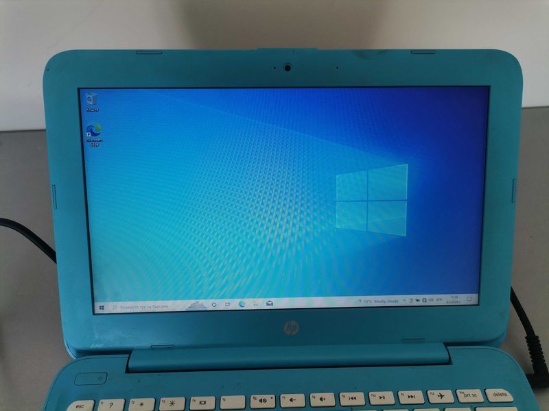Лаптоп - HP Stream 14 14.1" Celeron N3060
