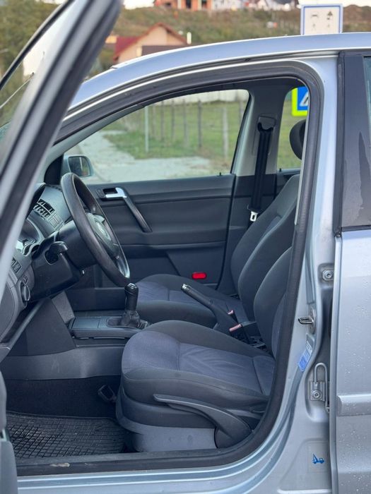 Vând vw polo An 2005