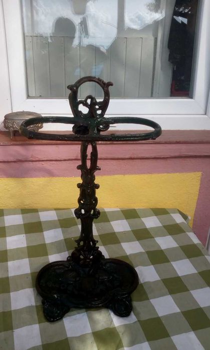 Suport unbrele din fonta