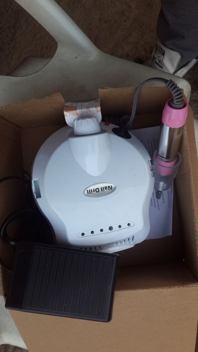 Продам машинку для монекюра