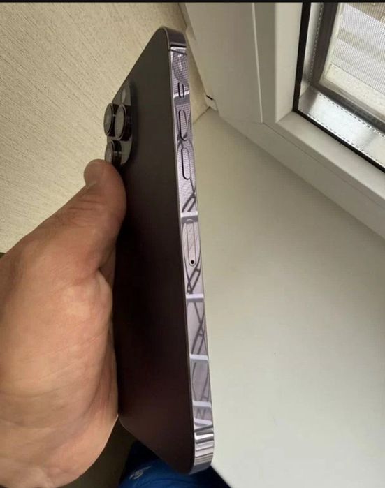 Iphone 14 pro max toza