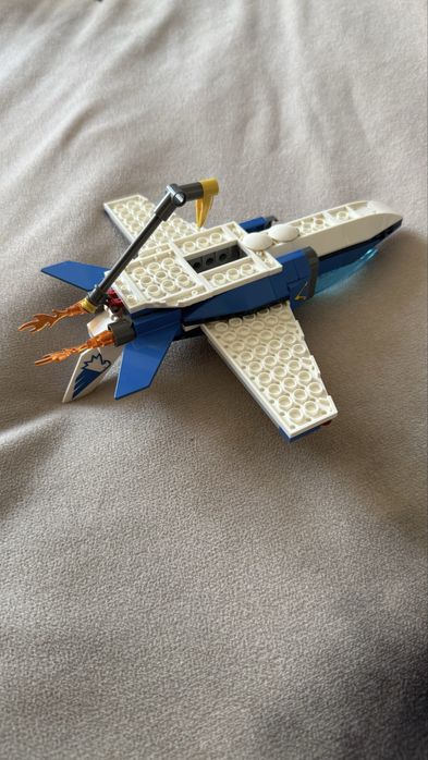 LEGO City Sky Police Parachute Arrest (Set 60208)