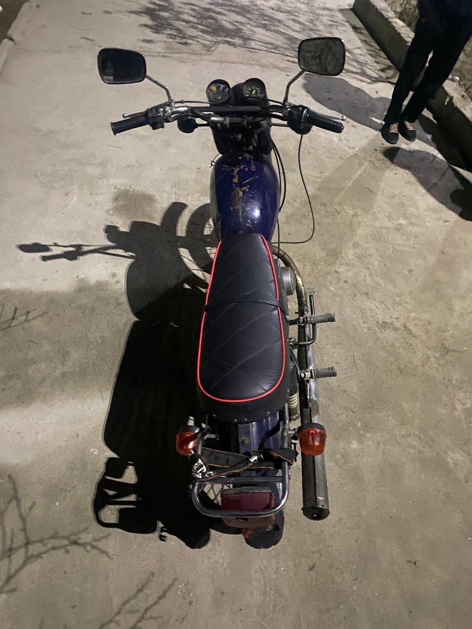 Mototsikl Minsk sotiladi