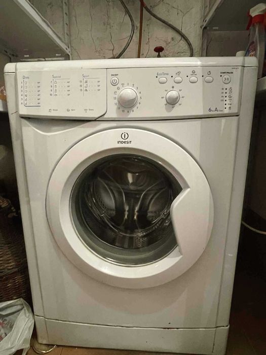 Пералня Indesit IWB6103