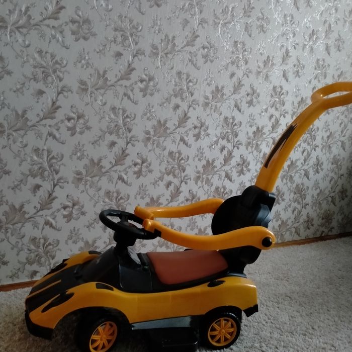 Машина для малышей