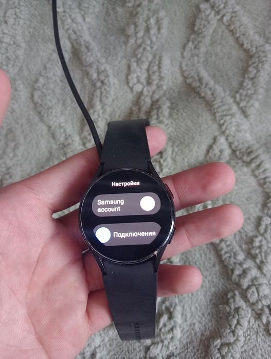 Galaxy watch 4classic продам 20000 без торга