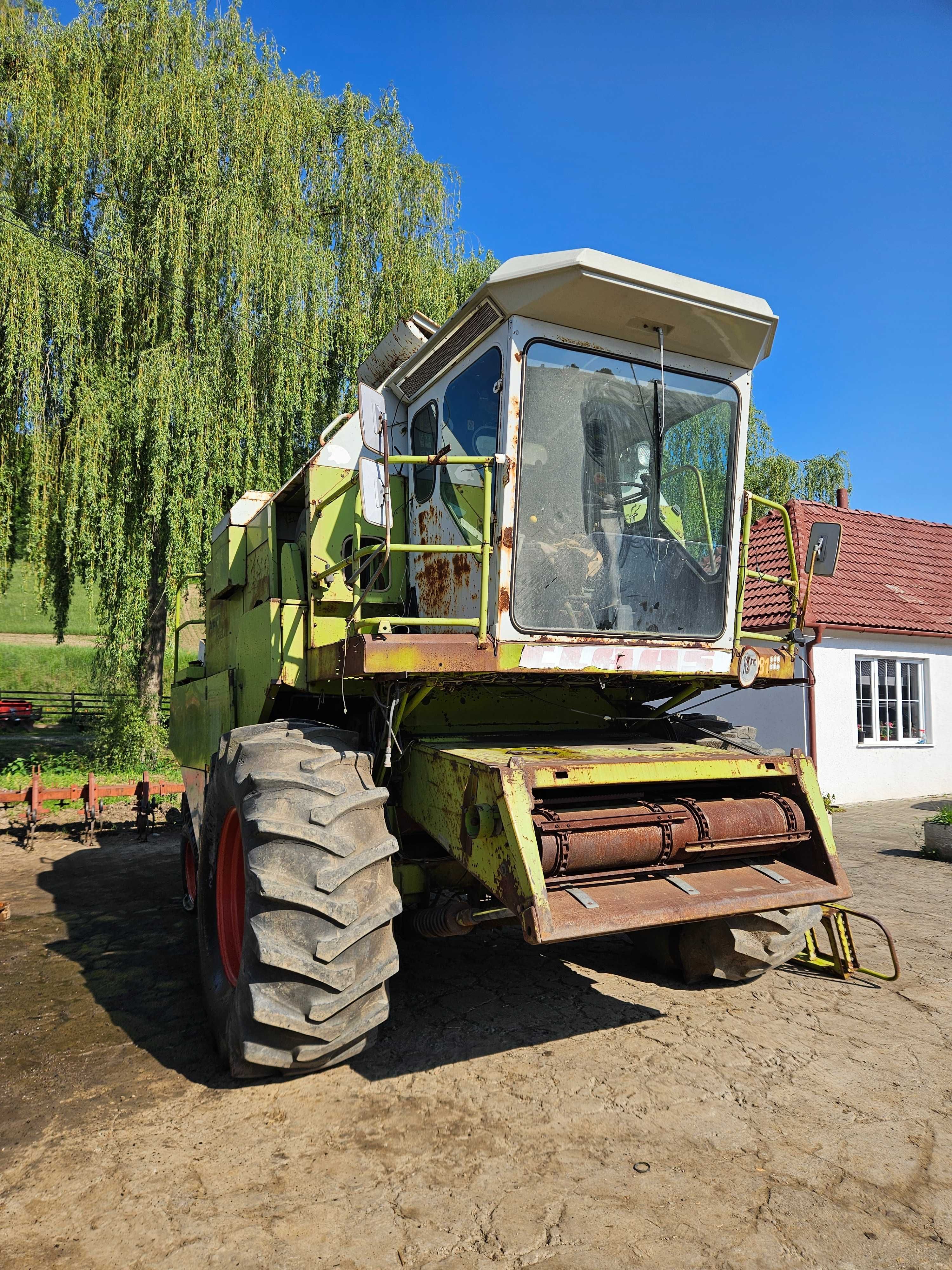 Piese combina Claas Dominator 106