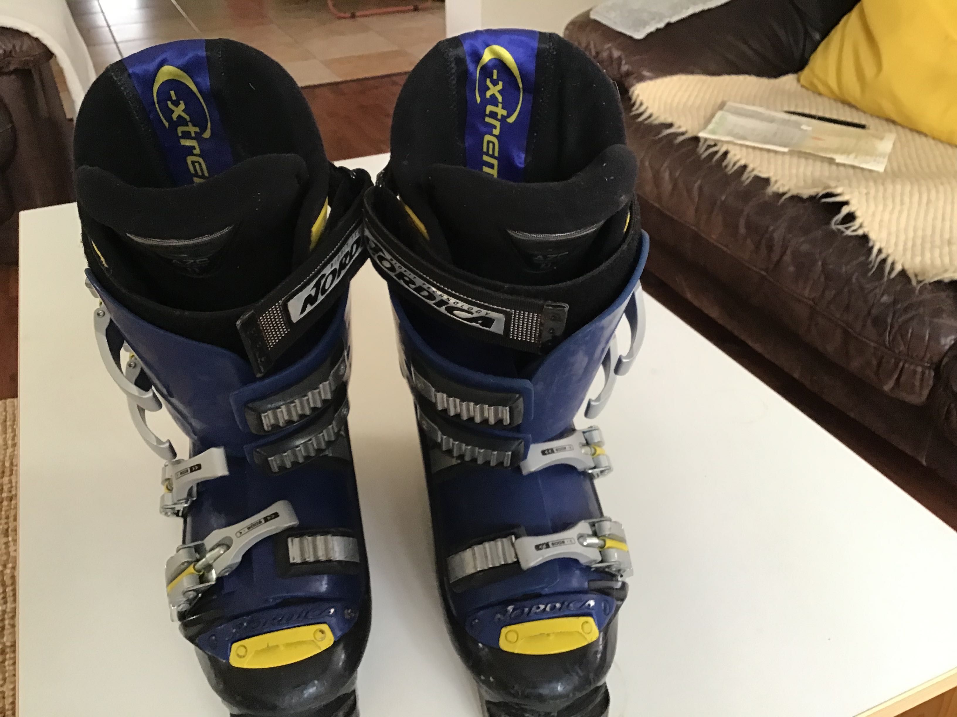 Clăpari Nordica Super Carve Extreme 25.0-25.5