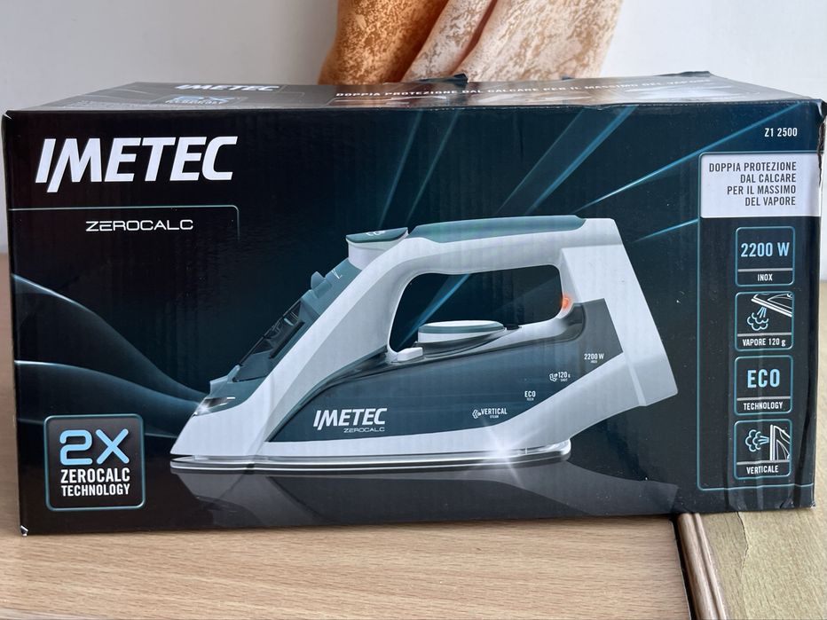 Fierul de călcat cu abur IMETEC ZEROCALC Z1 2500