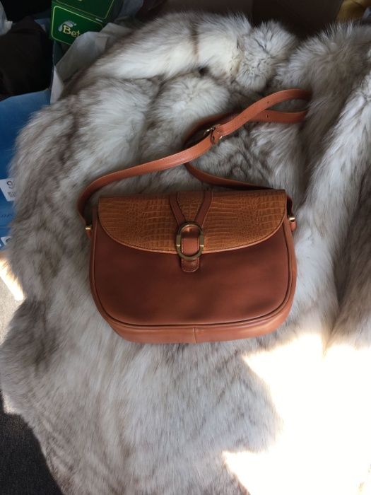 Чанти-естествена кожа