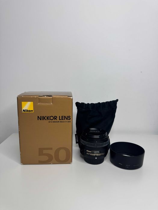 Продавам Nikon AF-S Nikkor 50mm f/1.8G ( Пълен комплект )