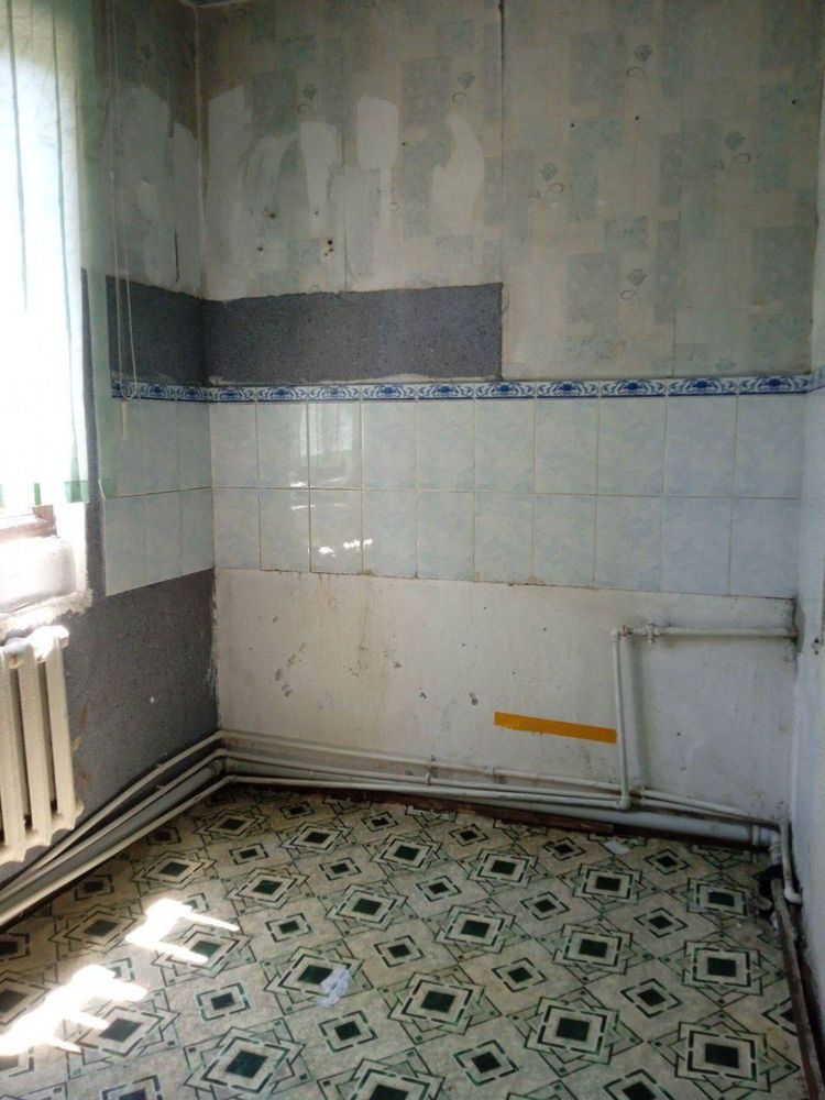 Куйлюк 1.  Сдаеться 2 ком . 3 этаж 350$
