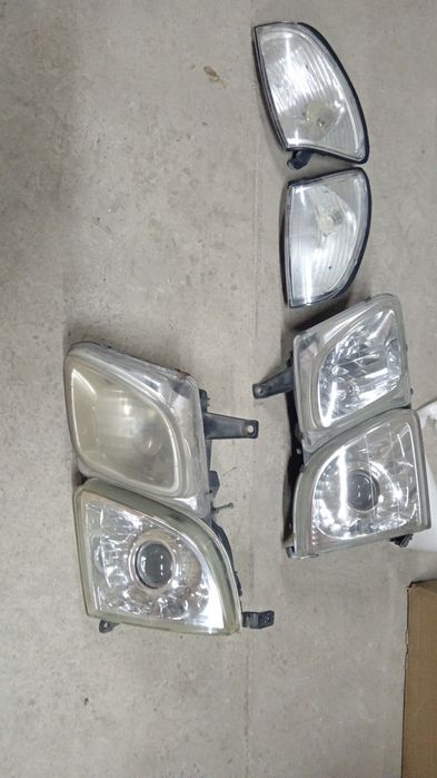 Фары на машину Лексус 470