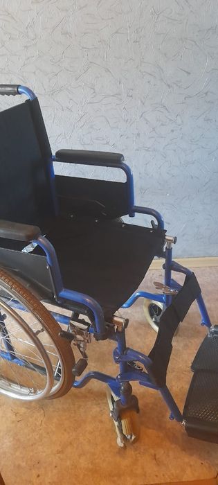 Продам коляску для инвалидов