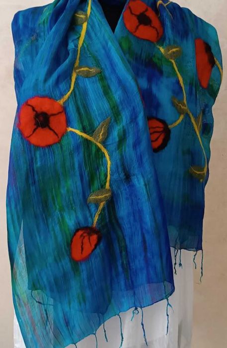 Филцов шал , ръчно изработен чрез мокро плъстене