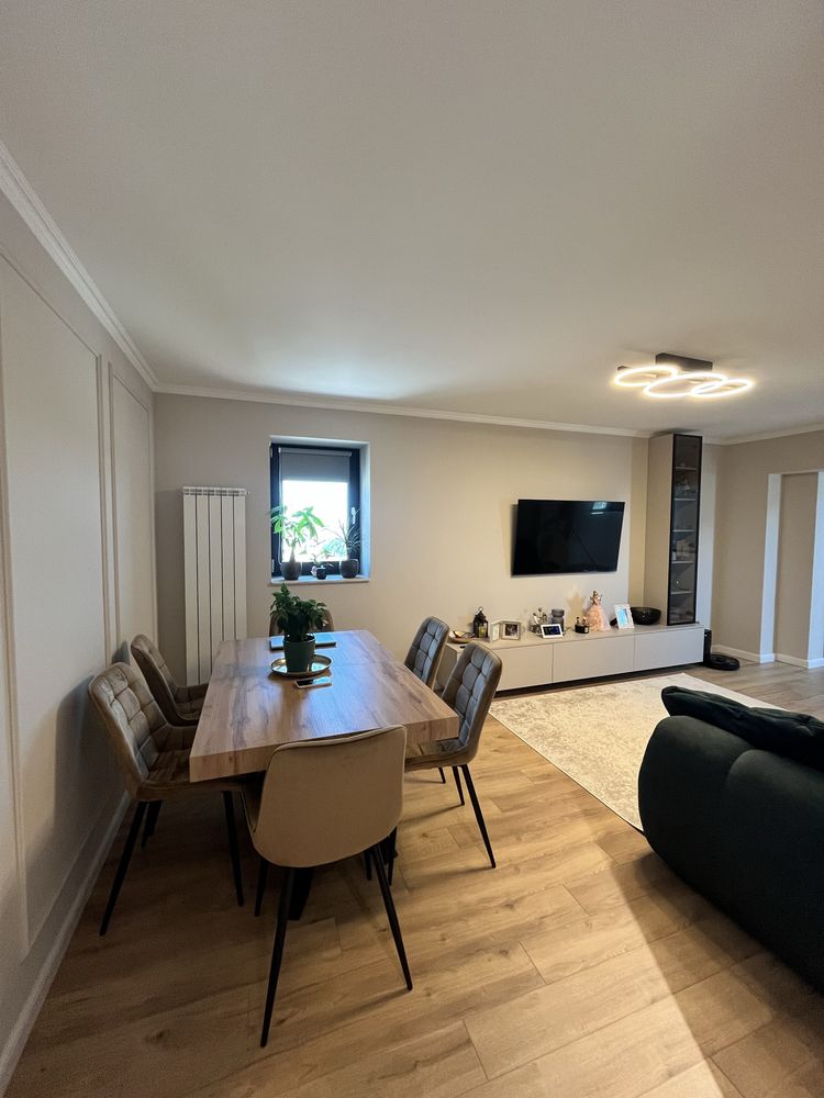 Vand apartament 3 camere