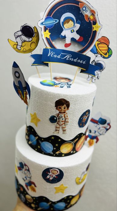 Macheta tort aniversar