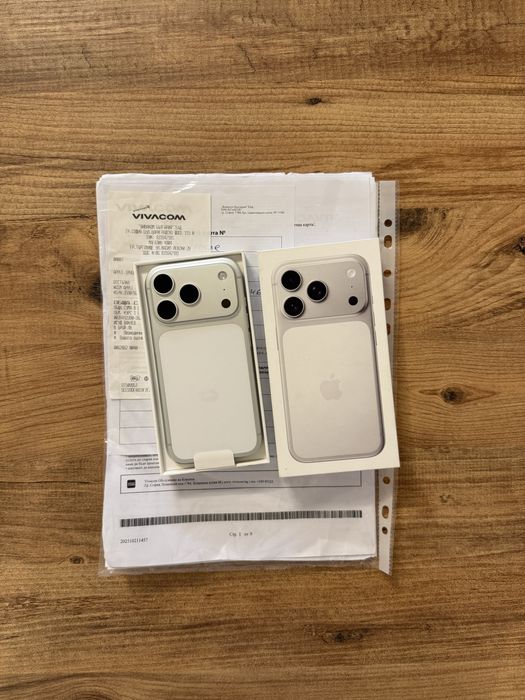 IPhone 17 PRO Виваком Гаранционен като Нов ! Silver - Сив