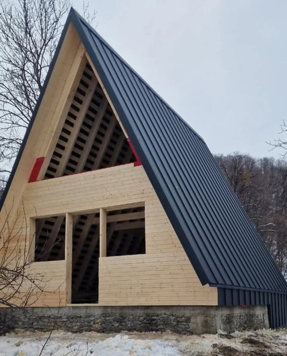 Vând cabane tip A acceptam variante auto